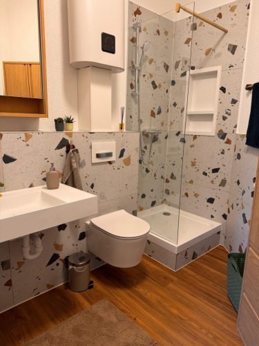 9c7475bf-5b3a-4d53-b5ed-a6a327446a92